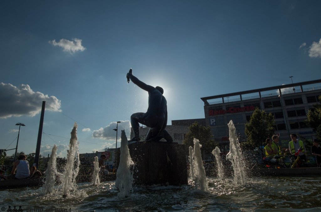 Fischerbrunnen in Lichtenberg Frankfurter Allee Ecke Möllendorfstrasse