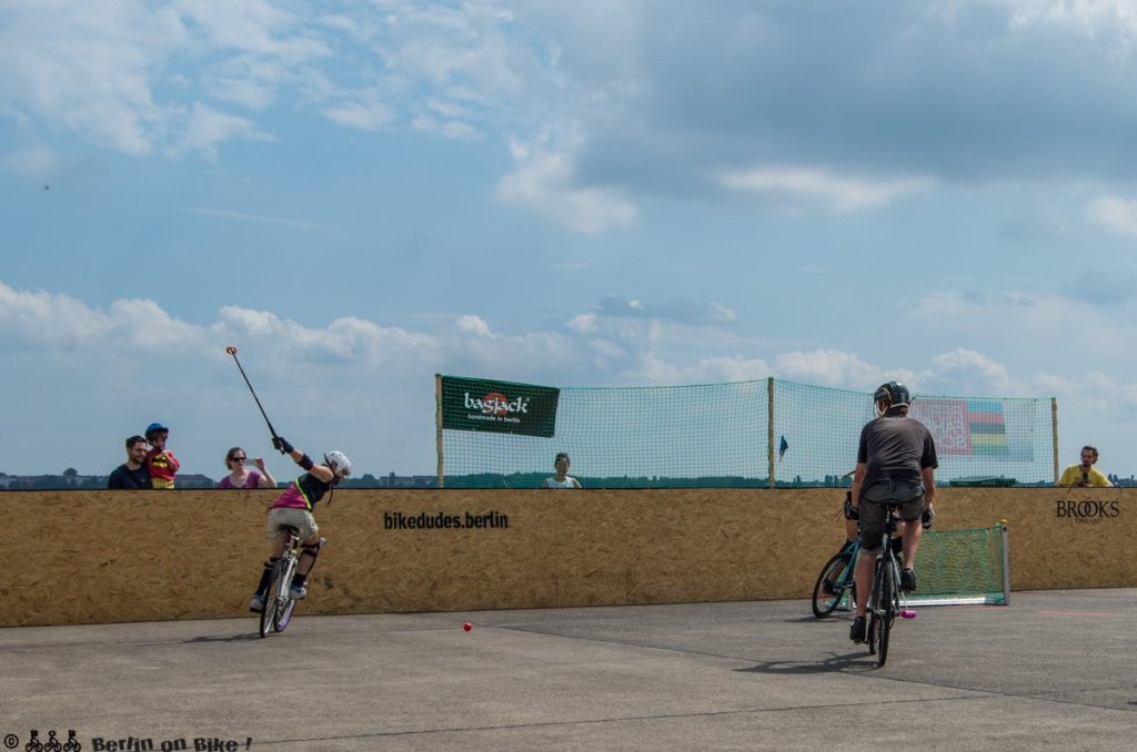 bikepolo-tempelhof-berlin-mixed-international-4410