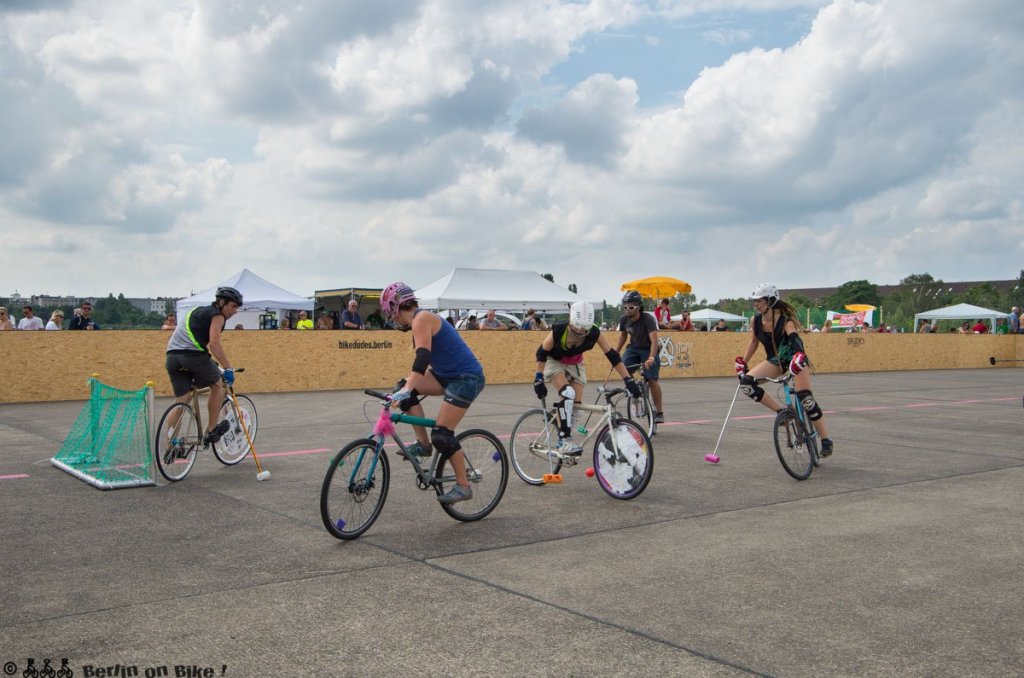 bikepolo-tempelhof-berlin-mixed-international-4415