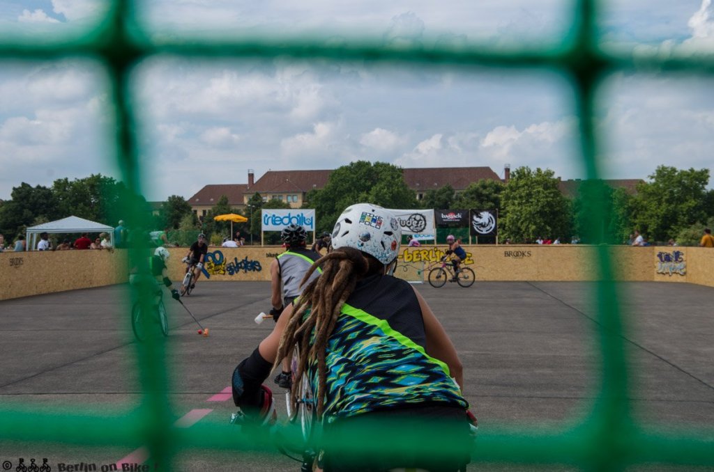 bikepolo-tempelhof-berlin-mixed-international-4423