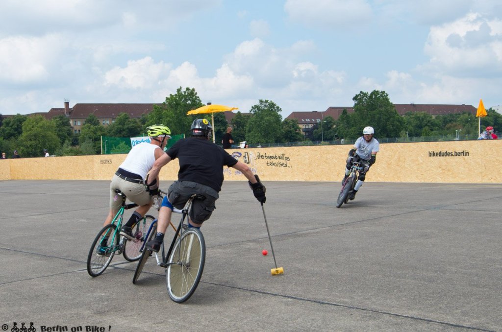 bikepolo-tempelhof-berlin-mixed-international-4500