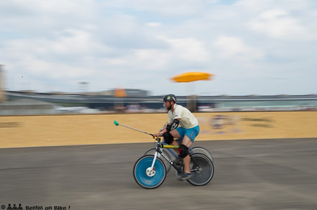 bikepolo-tempelhof-berlin-mixed-international-4525