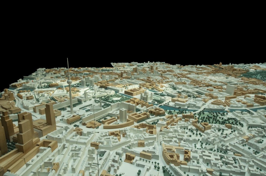 Berlin im Modell 1:500