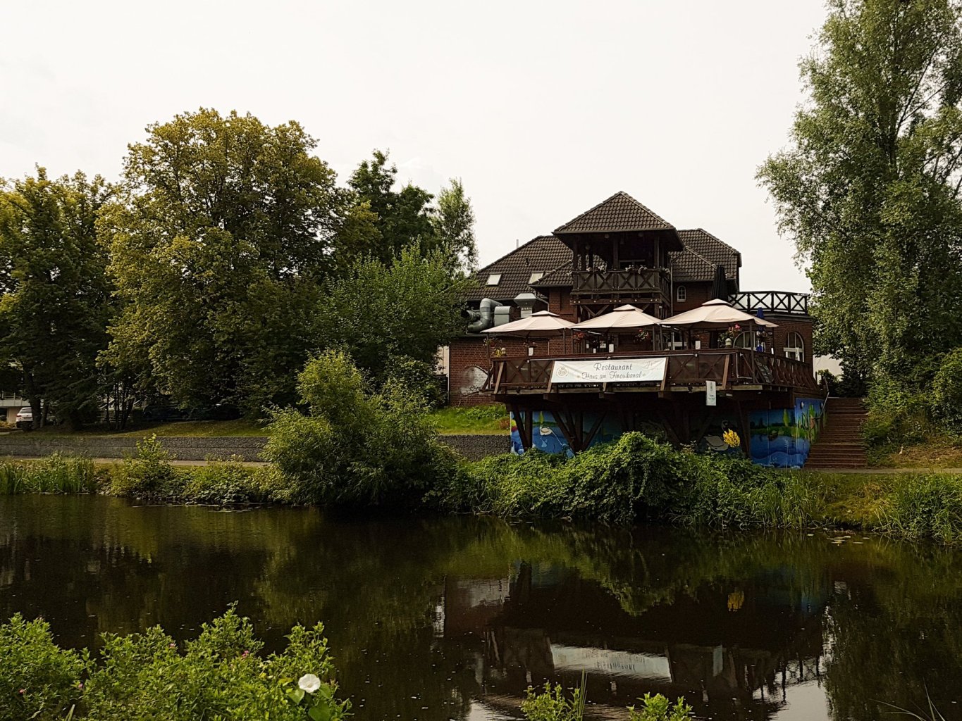 Gemütliches Restaurant am Finowkanal nahe Eberswalde.