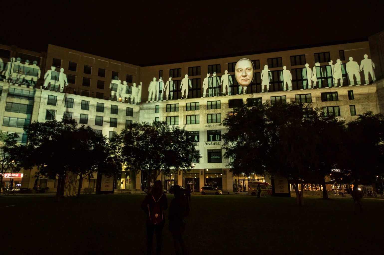 Die Mall of Berlin beim Festival of Lights