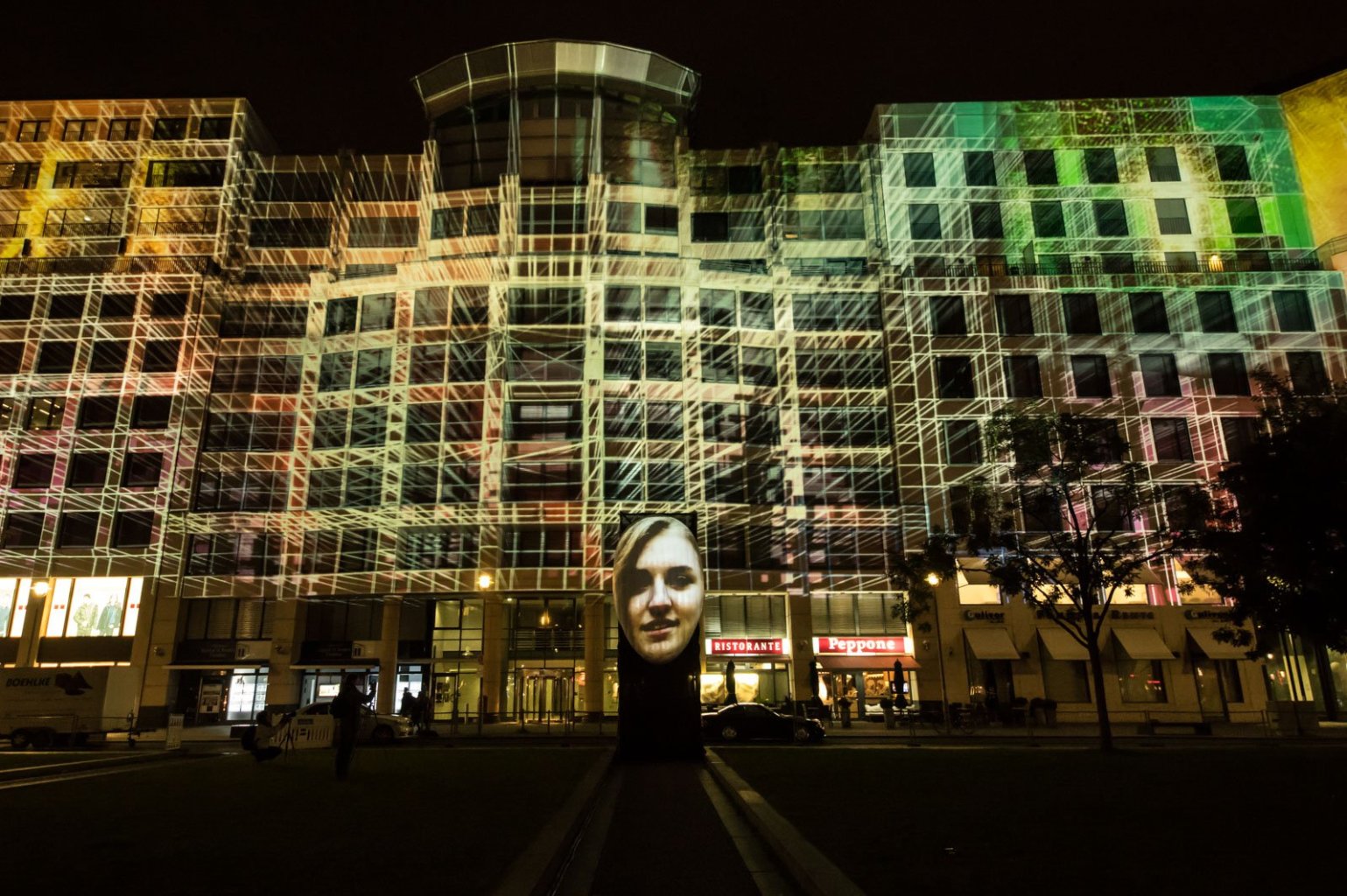 Die Mall of Berlin beim Festival of Lights