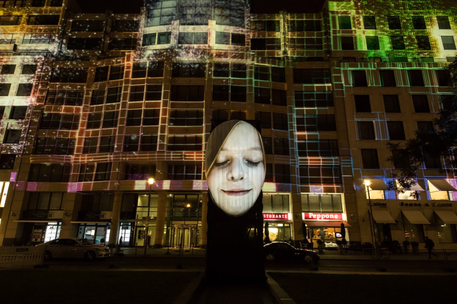 Die Mall of Berlin beim Festival of Lights