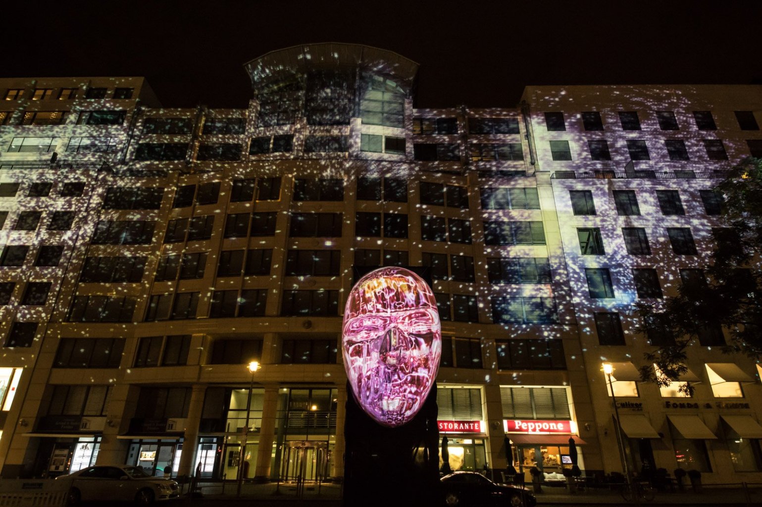 Die Mall of Berlin beim Festival of Lights