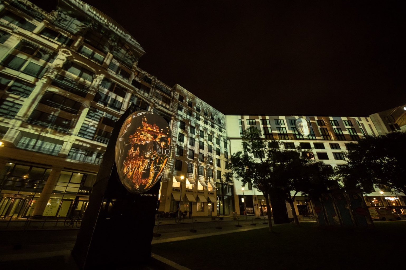 Die Mall of Berlin beim Festival of Lights