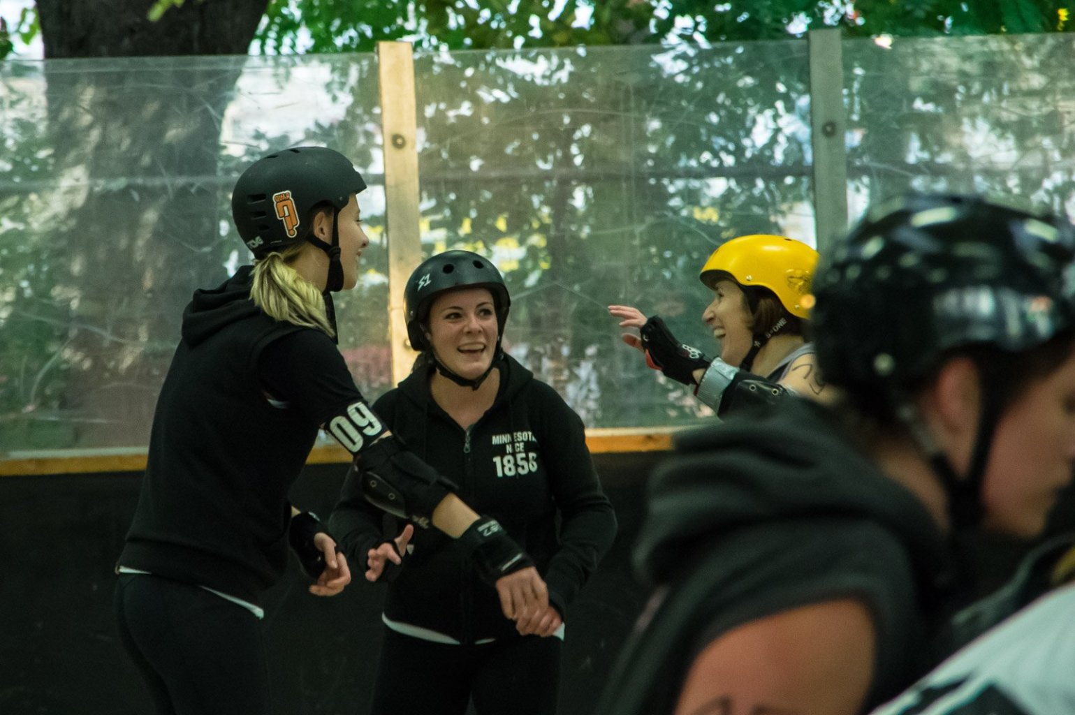 Roller Derby im Berliner Poststadion.