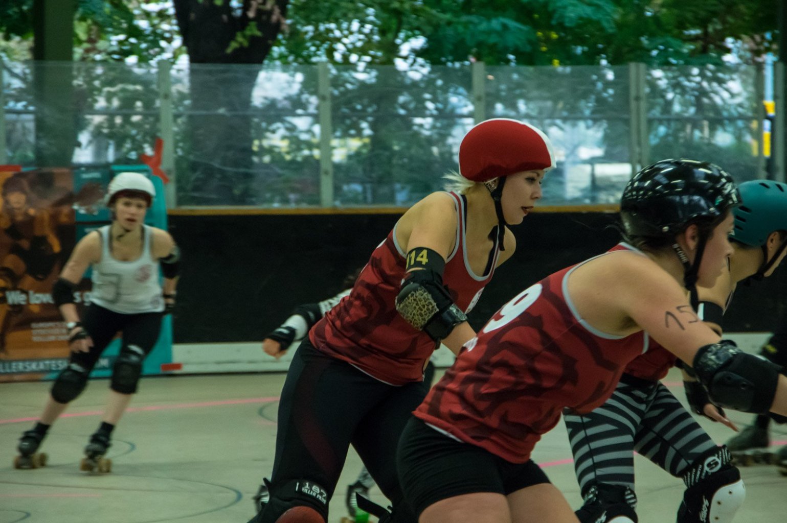 Roller Derby im Berliner Poststadion.