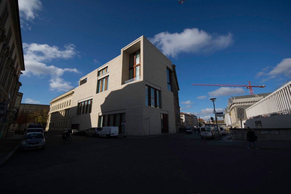 Galerie Bastian by David Chipperfield in Berlin