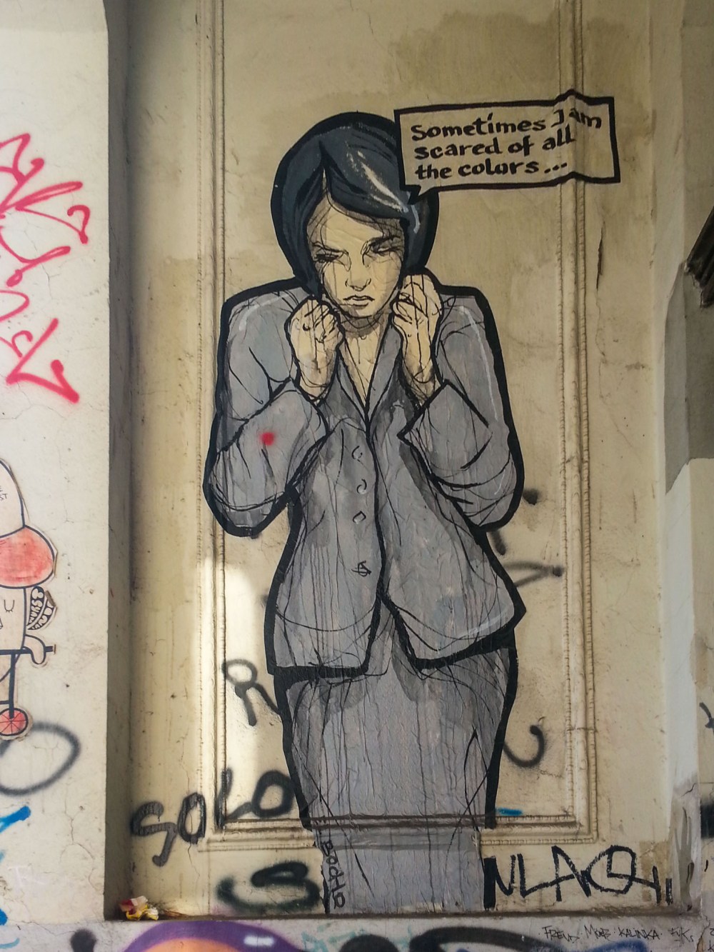 El Bocho "Sometimes I am scared of all the colours"