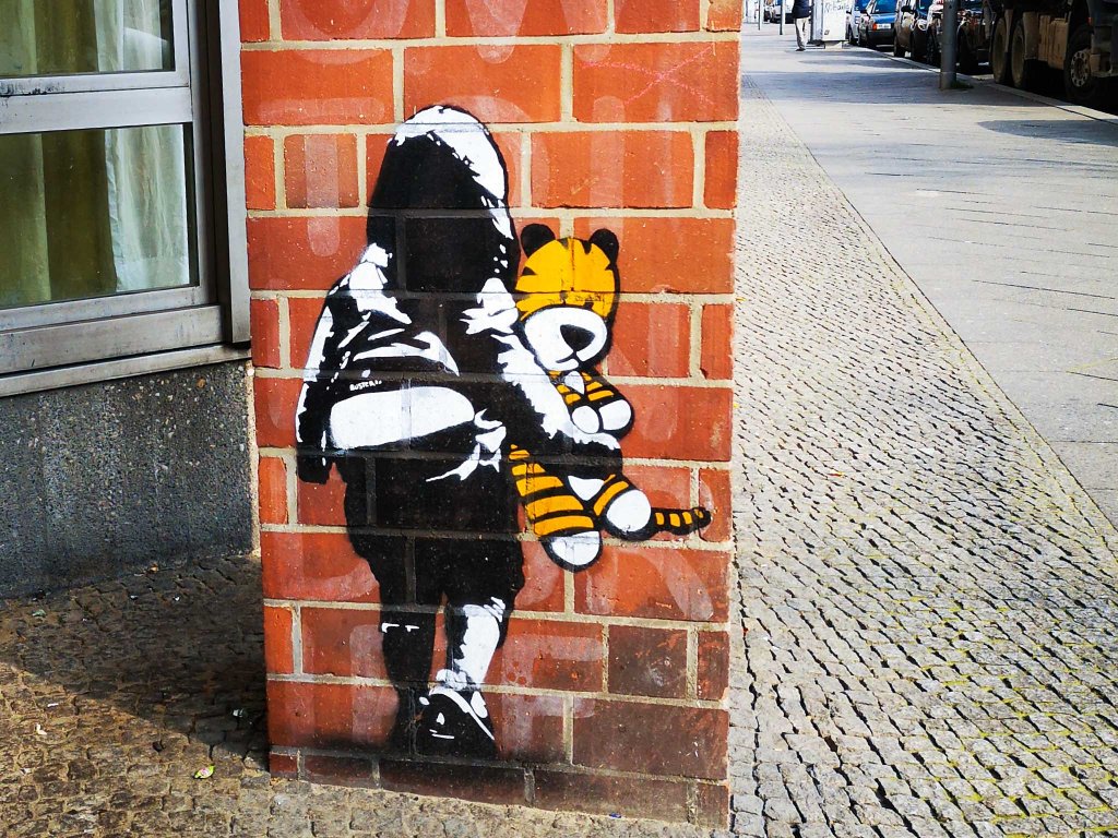 Bustart is extremely versatile and oscillates between very bright comic-style grafitti work involving typography sometimes reminding of Roy Lichtenstein and stencil work like this. Both approaches are held together with the frequent inclusion of pop-culture characters like Tigger in this piece
