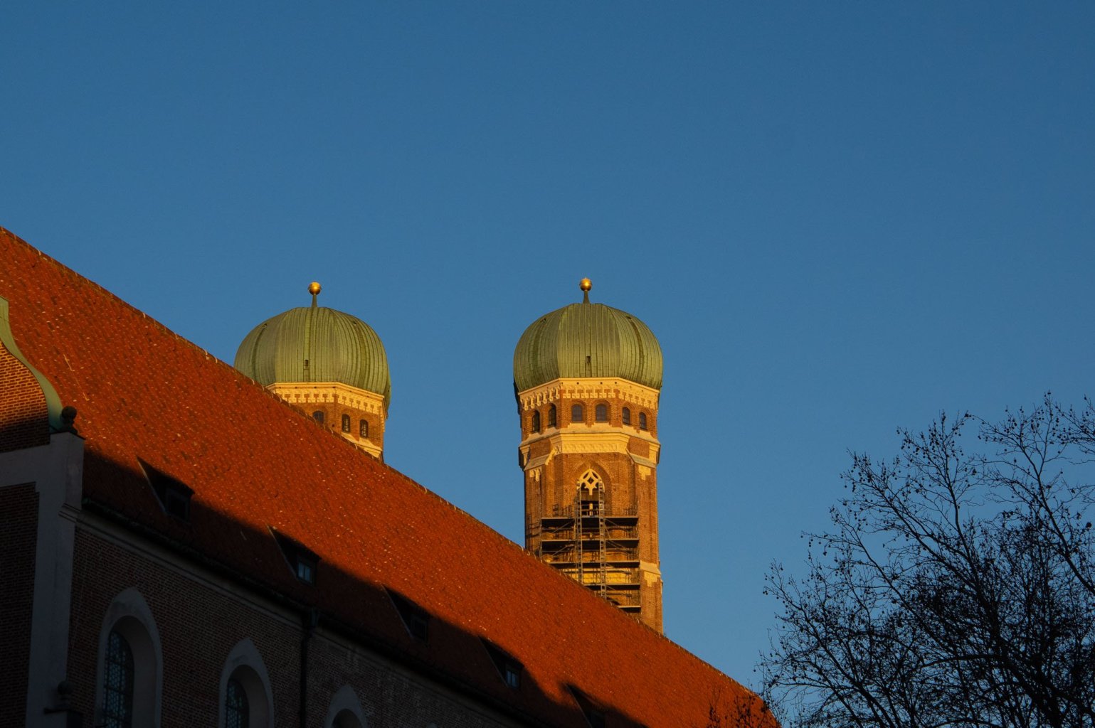 We will explicitly not talk about what those Frauenkirche towers remind us of