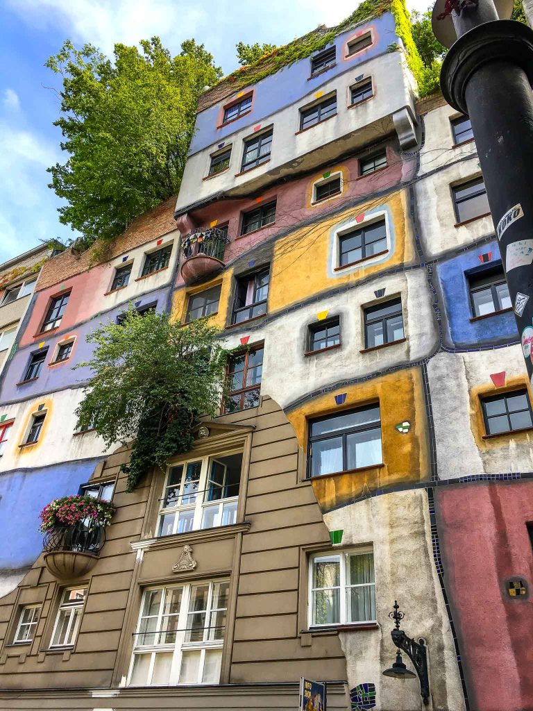 Hundertwasserhaus in Wien, Pflichtprogramm auf jeder Sightseeing-Tour in Wien.