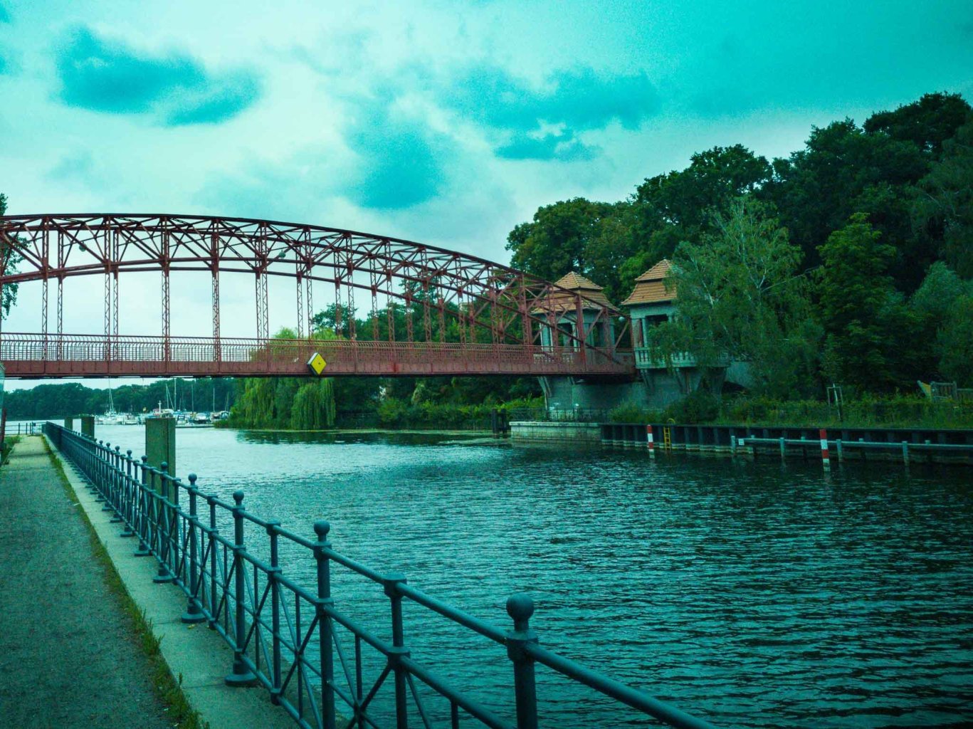 Brücke am Tegeler Hafen