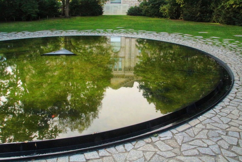 Denkmal für die ermordeten Sinti und Roma in der NS Zeit