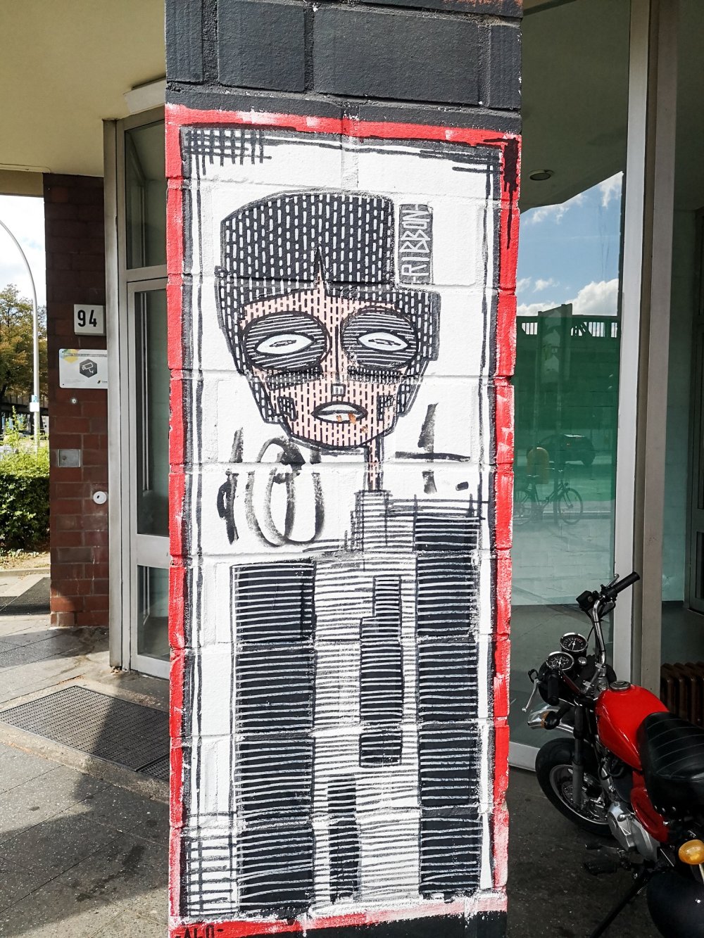 Street Art Berlin Aloart