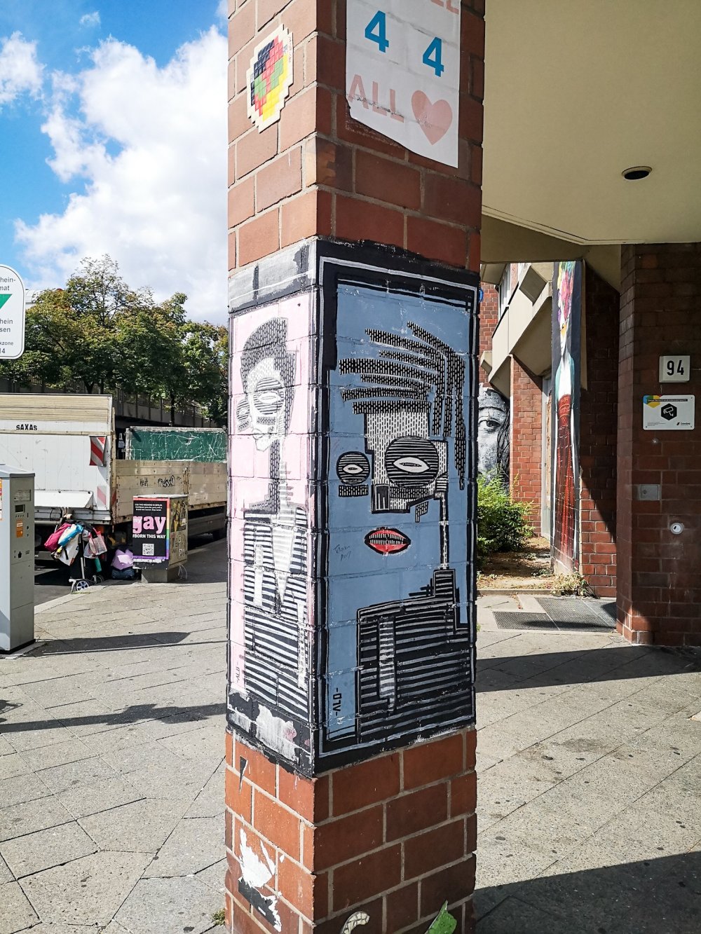 Street Art Berlin Aloart