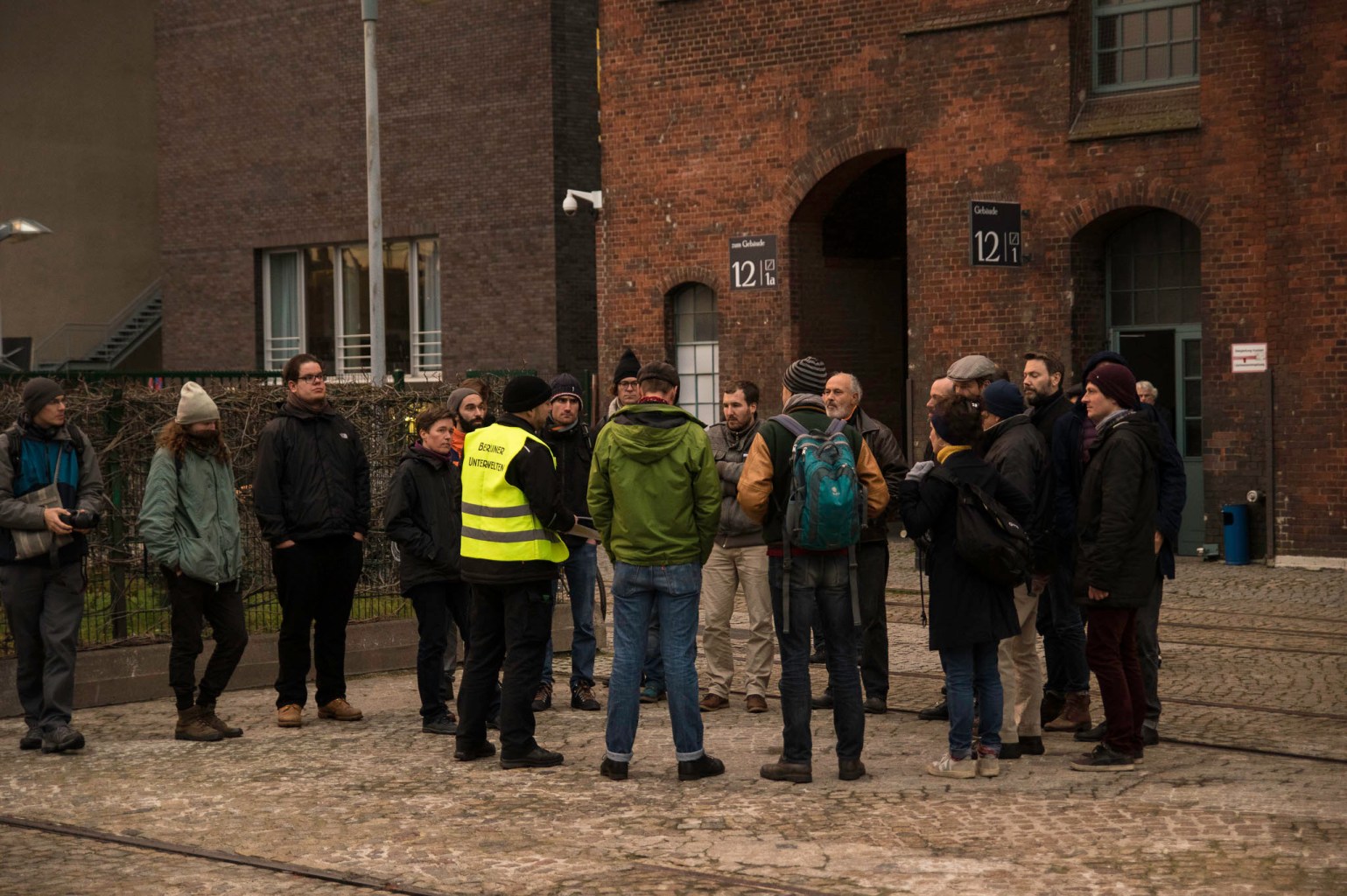 Gruppe Berlin on Bike Guides auf dem AEG Gelände Gesundbrunnen