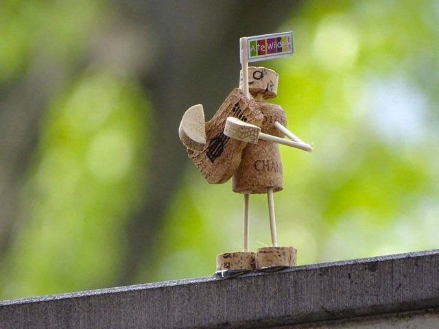 Korkmännchen mit Instrument