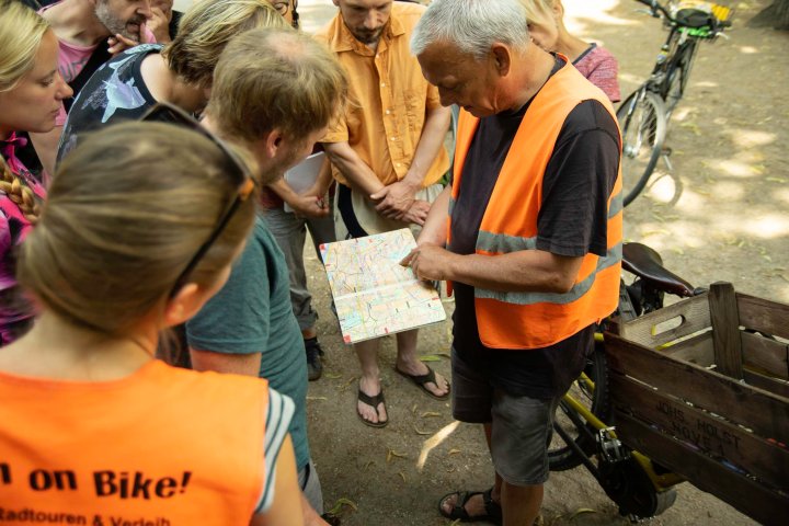 a group of people that are talking to each other