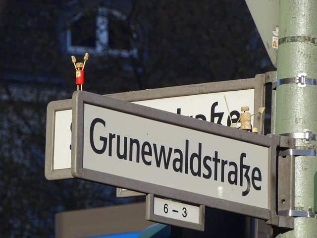 Sonnengruss Korkmännchen in der Grunewaldstraße