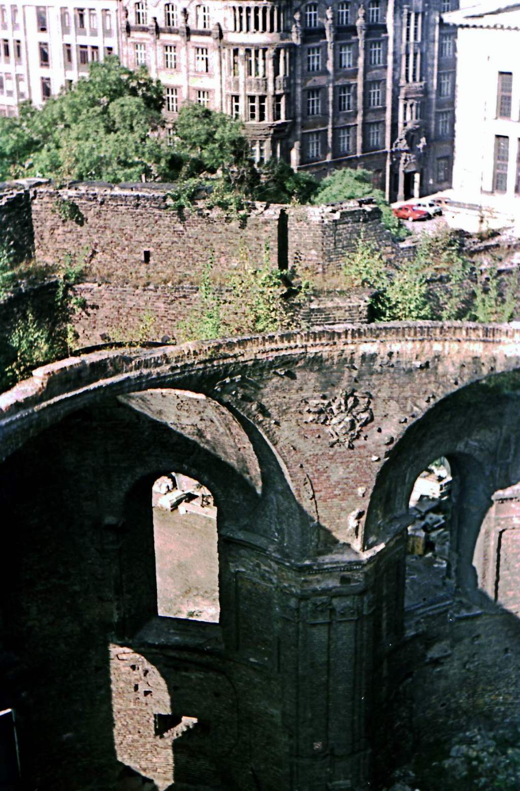 And it didn't get any better after the war. It took until the 1980s to properly talk about renovating and reconstructing. (c)Blobelt