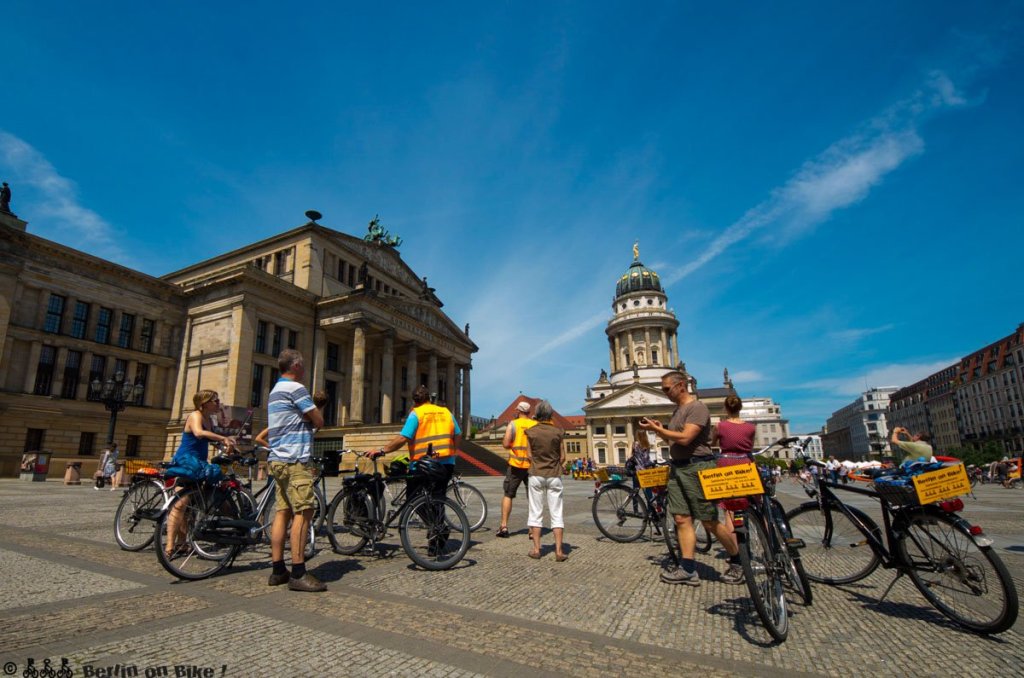 Today it's regular stop on our Berlin's Best tour, that is not only beauiful but offers so many interesting aspects of our history to explore -migration, religion, trade - you name it.