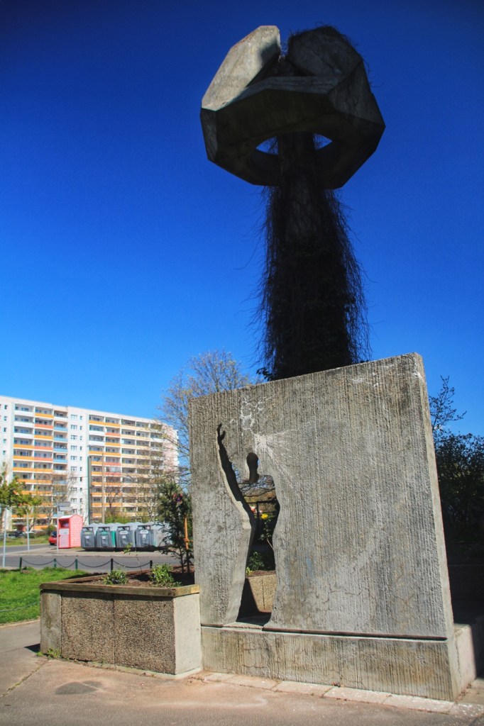 Denkmal zum Bau des Neubau-Viertels in Marzahn
