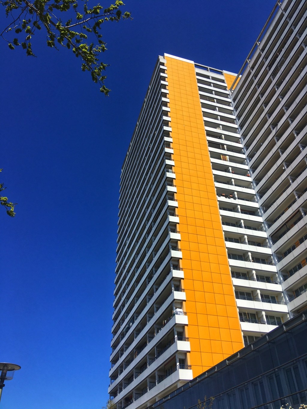 Hochhaus am Helene-Weigel-Platz