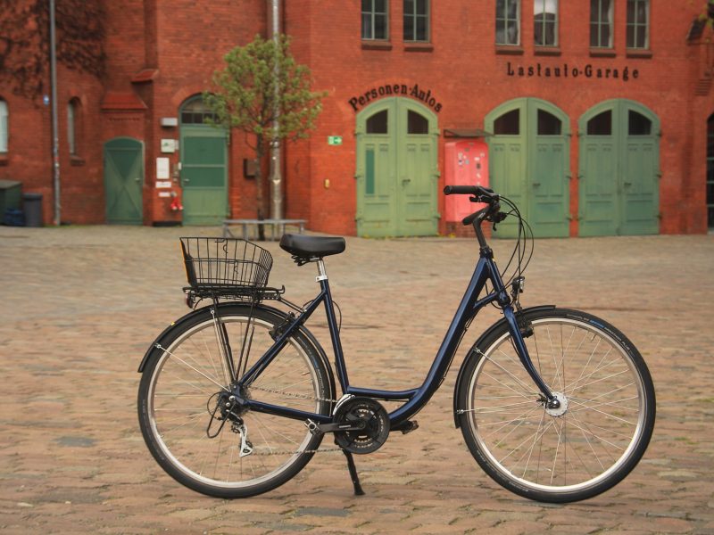 Fahrradverleih Berlin on Bike Tiefeinsteiger 21-Gang Kulturbrauerei 11