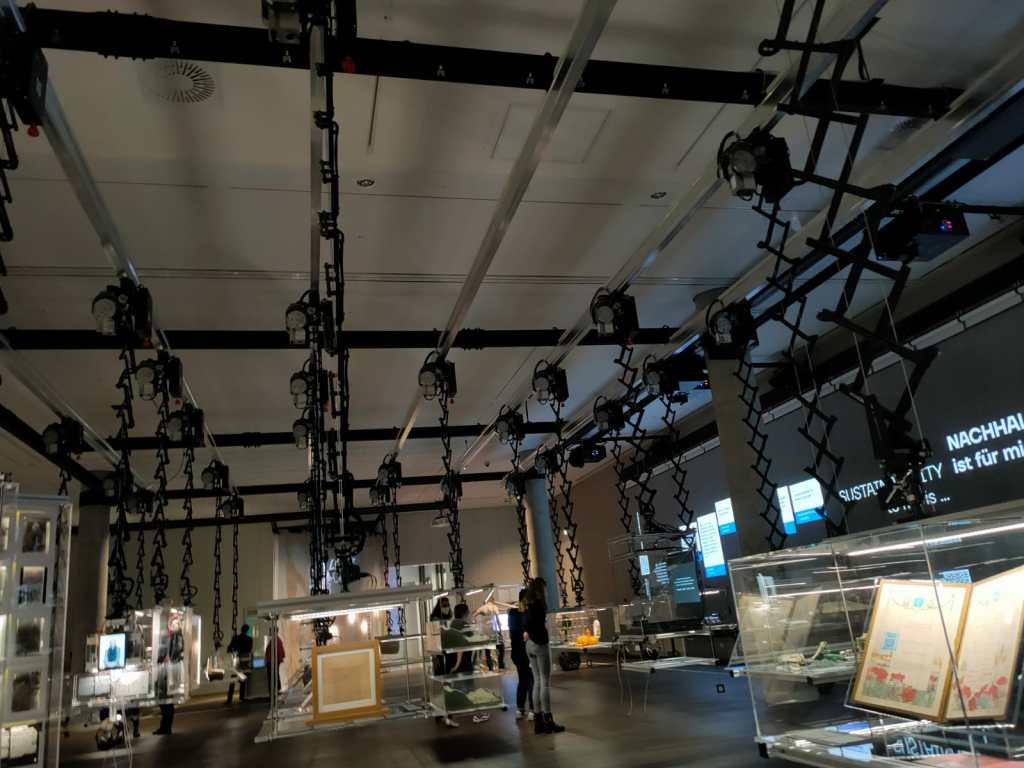 Blick in die Ausstellung "Nach der Natur" im Humboldt-Labor